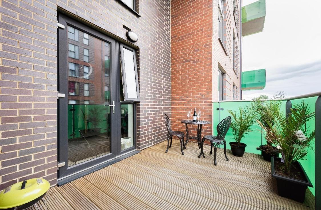 Lovely 2 Bed Apartment 15Mins From Bond St 런던 외부 사진